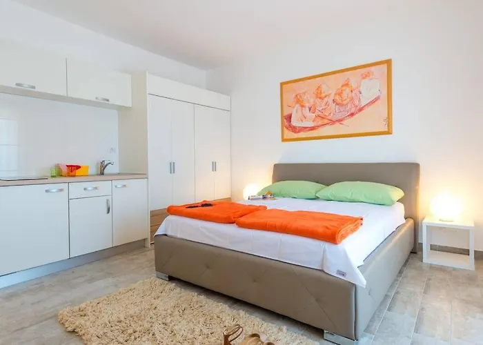 Mihaela & Brigita Bayview