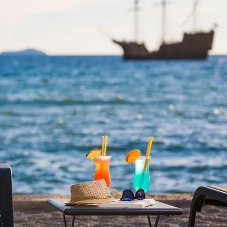 Mihaela & Brigita Bayview Апартаменты Дубровник